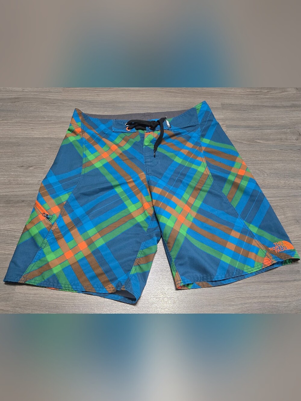 The North Face Blue Plaid Men’s Swim Board Shorts Size 32